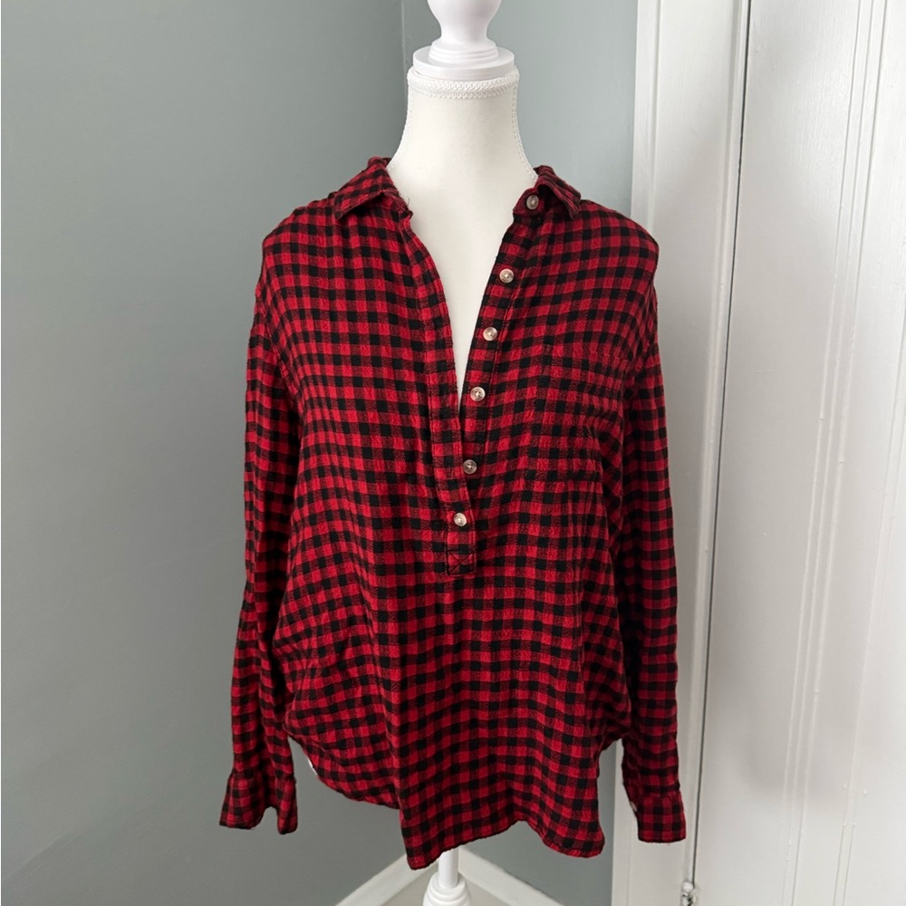 beachlunchlounge Red and Black Plaid Tunic